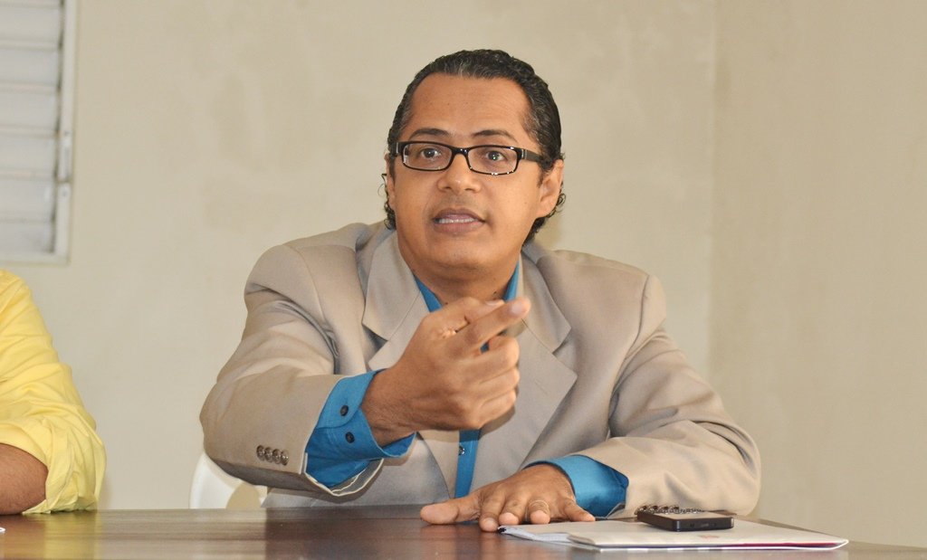 El Profesor Geraldo Castillo